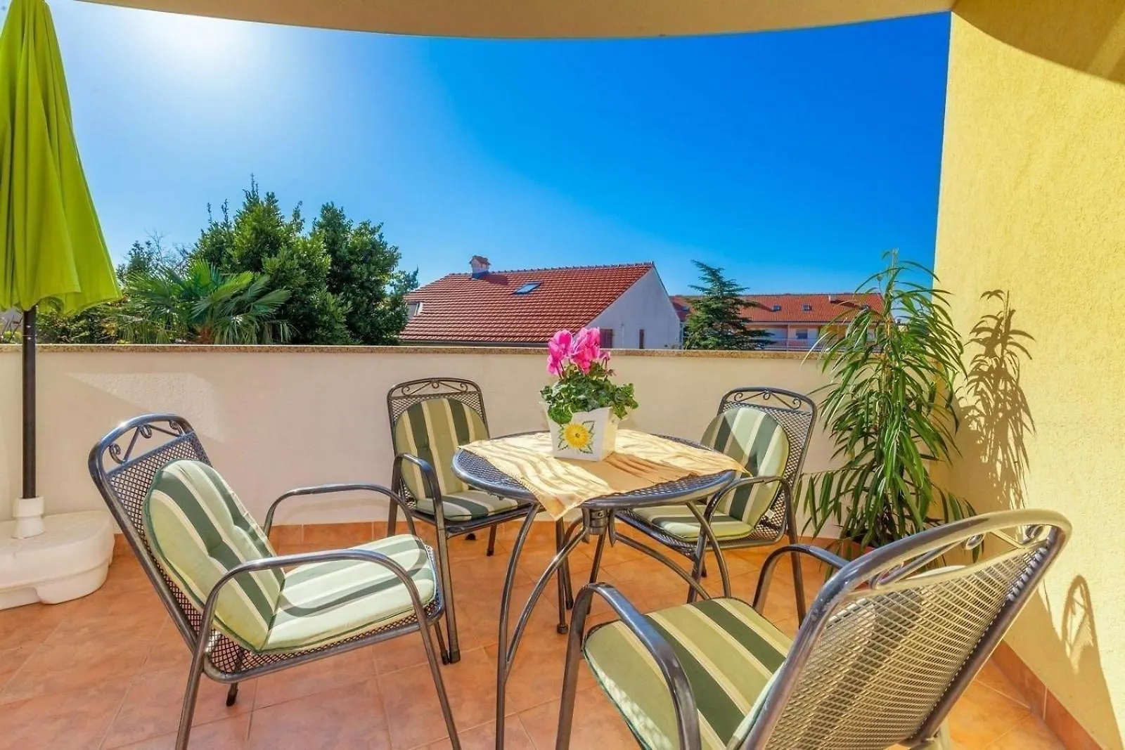 Appartement Mit Balkon Und Meerblick Crikvenica
